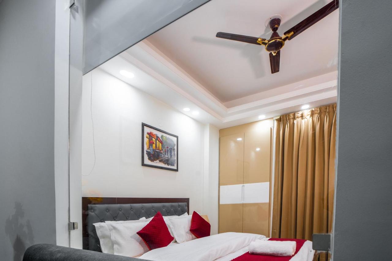 The Lodgers 1 Bhk Serviced Apartment Golf Course Road Gurgaon Eksteriør bilde