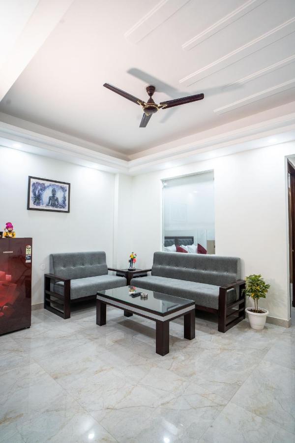 The Lodgers 1 Bhk Serviced Apartment Golf Course Road Gurgaon Eksteriør bilde